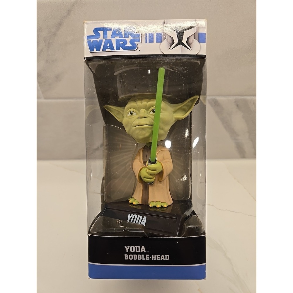 Yoda Star Wars Bobblehead by FUNKO 2008